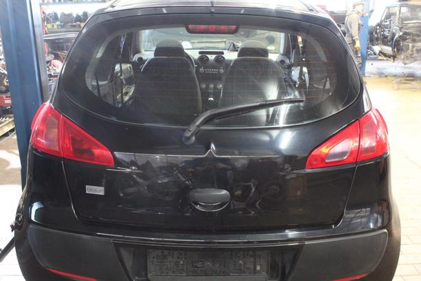 Foto: HECKKLAPPE (3-TÜRER) eines Mitsubishi Colt 1.1 GLX