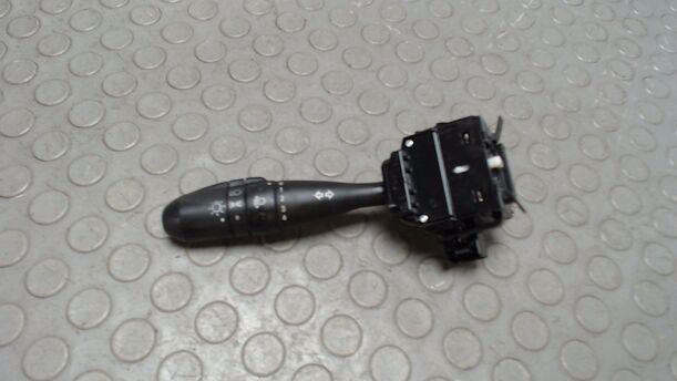 Foto: BLINKERSCHALTER eines Mitsubishi Colt 1.1 XL