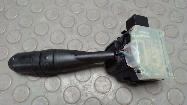 Foto: BLINKERSCHALTER eines Mitsubishi Colt 1.1 XL