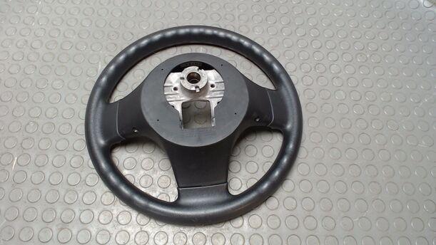 Foto: LENKRAD eines Mitsubishi Colt 1.1 XL