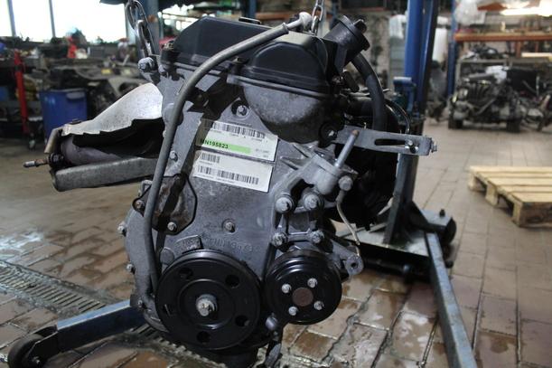 Foto: MOTOR (3A91) eines Mitsubishi Colt 1.1 GLX
