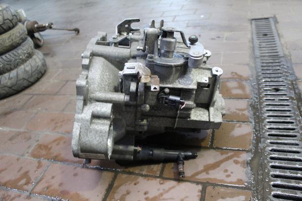 Foto: SCHALTGETRIEBE 5-GANG (F5MGA) eines Mitsubishi Colt 1.1 GLX