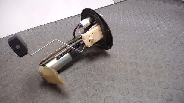 Foto: KRAFTSTOFFPUMPE eines Mazda Demio 1.4 Beauty