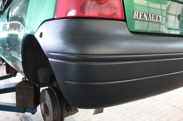 Foto: STOSSFÄNGER/ STOßSTANGE HINTEN eines Renault Twingo 1.2