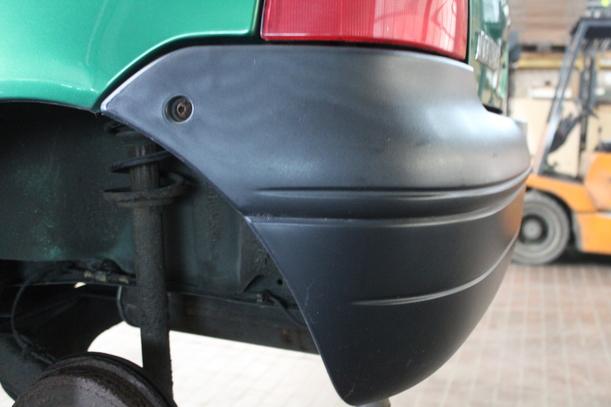 Foto: STOSSFÄNGER/ STOßSTANGE HINTEN eines Renault Twingo 1.2
