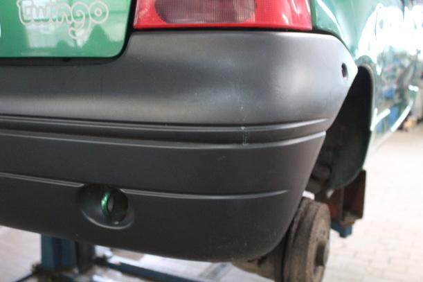 Foto: STOSSFÄNGER/ STOßSTANGE HINTEN eines Renault Twingo 1.2