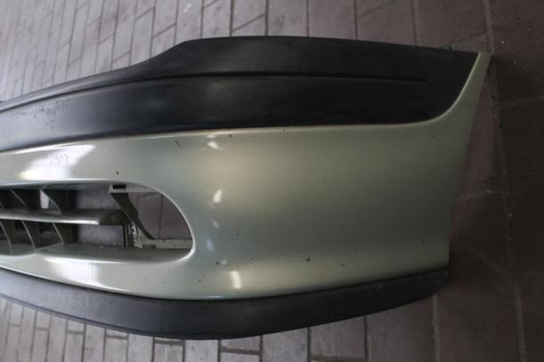 Foto: STOSSSTANGE / STOSSFGÄNGER VORN eines Renault Megane Scenic 1.6e Beauty