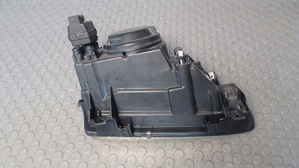 Foto: SCHEINWERFER LINKS eines Renault Megane Scenic 1.6e TS