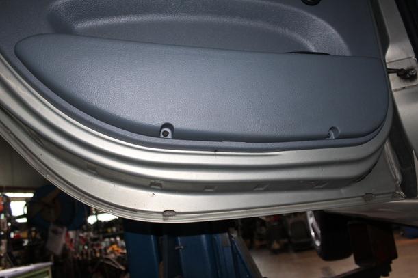 Foto: TÜR HINTEN LINKS eines Renault Megane Scenic 1.6e Beauty