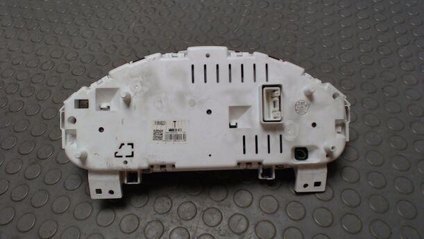 Foto: TACHOEINHEIT / KOMBIINSTRUMENT eines Mitsubishi Colt 1.1 XL