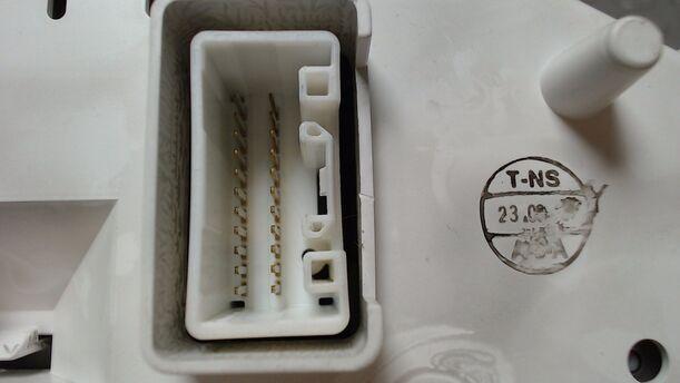 Foto: TACHOEINHEIT / KOMBIINSTRUMENT eines Mitsubishi Colt 1.1 XL