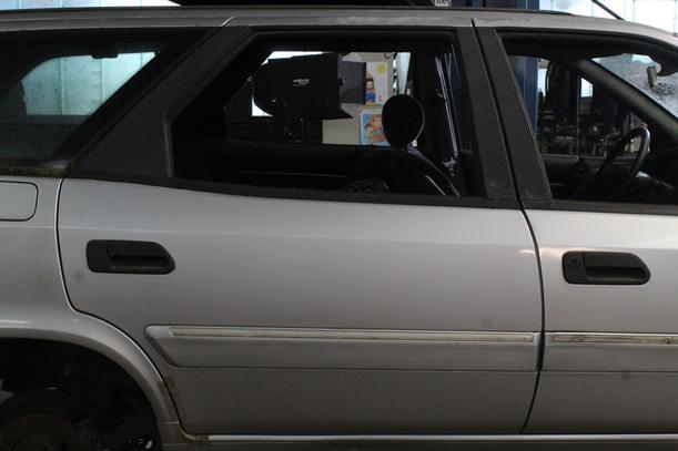 Foto: TÜR HINTEN RECHTS (Kombi) eines Citroen Xantia Kombi 2.0 HDi XL