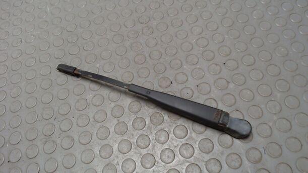 Foto: SCHEIBENWISCHERARM HINTEN eines Citroen Xantia Kombi 2.0 HDi XL