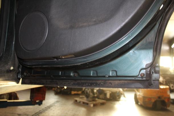 Foto: TÜR HINTEN LINKS eines VW Passat Variant 1.9 TDI Beauty