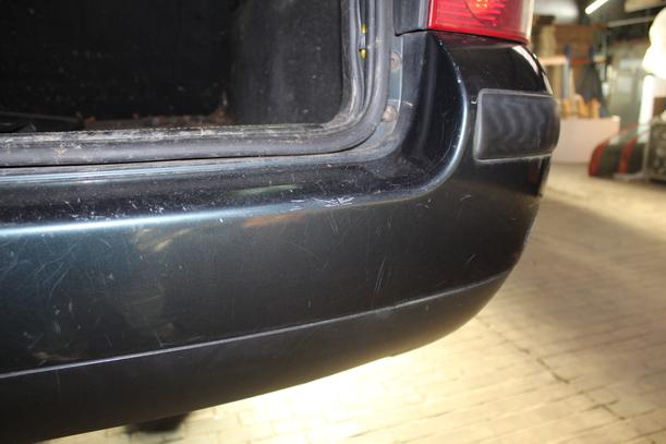Foto: STOSSFÄNGER / STOßSTANGE HINTEN eines VW Passat Variant 1.9 TDI Beauty
