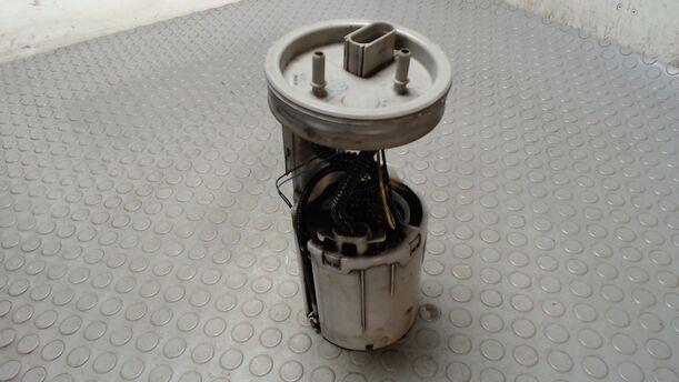 Foto: KRAFTSTOFFPUMPE eines VW Passat Variant 1.9 TDI Beauty