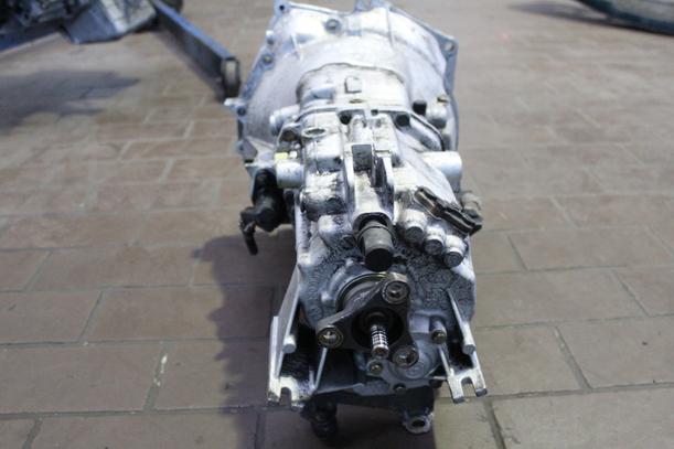 Foto: SCHALTGETRIEBE 5-GANG AKU eines BMW 318i Beauty