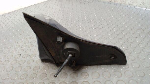Foto: AUSSENSPIEGEL MECHANISCH VERSTELLBAR LINKS eines Opel Corsa Beauty
