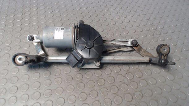 Foto: SCHEIBENWISCHERMOTOR VORN eines Opel Corsa 1.0 12V Beauty