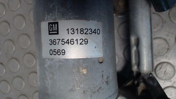 Foto: SCHEIBENWISCHERMOTOR VORN eines Opel Corsa 1.0 12V Beauty