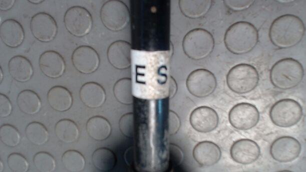 Foto: ANTRIEBSWELLE LINKS eines Opel Corsa 1.0 12V Beauty