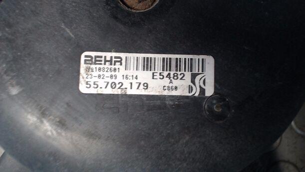 Foto: ELEKTROLÜFTER eines Opel Corsa 1.0 12V Beauty