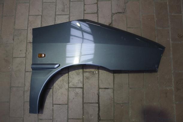 Foto: KOTFLÜGEL RECHTS eines Peugeot 806 DT Beauty