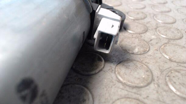 Foto: FENSTERHEBER ELEKTRISCH VORN RECHTS eines Peugeot 806 DT TS