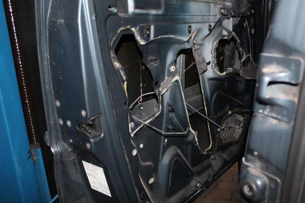 Foto: TÜR VORN LINKS eines Peugeot 806 DT Beauty