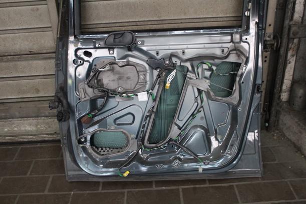 Foto: TÜR VORN RECHTS eines Peugeot 806 DT Beauty