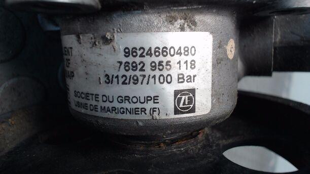 Foto: PUMPE SERVOLENKUNG eines Peugeot 806 DT Beauty