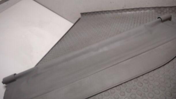 Foto: LADERAUMABDECKUNG eines Mazda Demio 1.4 Beauty