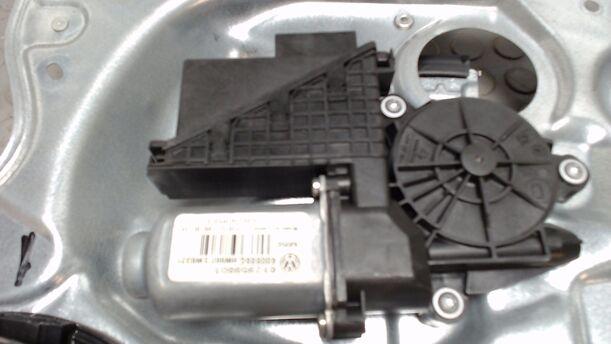 Foto: FENSTERHEBER ELEKTRISCH VORN RECHTS eines VW Polo 1.4 Beauty