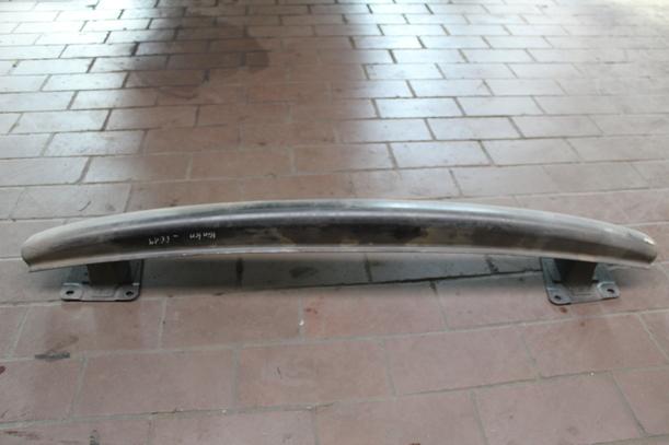 Foto: VERSTÄRKUNG HINTEN eines VW Polo 1.2 TS