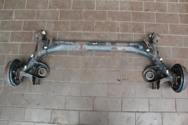 Foto: HINTERACHSE eines VW Polo 1.2 TS
