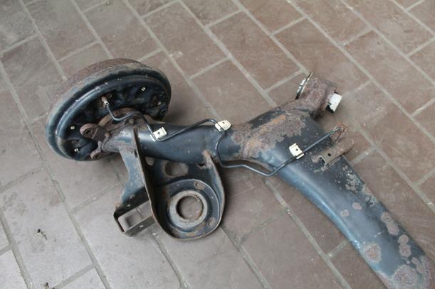 Foto: HINTERACHSE eines VW Polo 1.2 TS