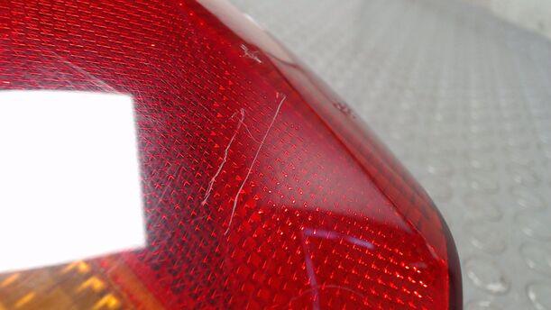 Foto: HECKLEUCHTE / RÜCKLEUCHTE LINKS eines Ford Fiesta TS