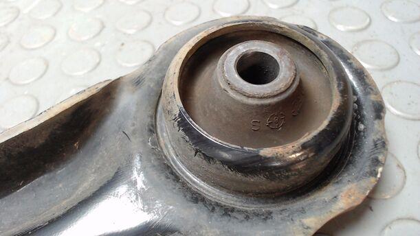 Foto: QUERLENKER LINKS eines Ford Fiesta TS