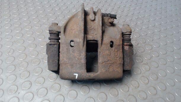 Foto: BREMSSATTEL VORN LINKS eines Volvo V40 1.8 Beauty
