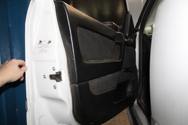Foto: TÜR VORN LINKS  (4/5-Türer) eines Opel Astra 1.6 Caravan Beauty