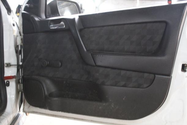 Foto: TÜR VORN RECHTS (4/5-Türer) eines Opel Astra 1.6 Caravan Beauty