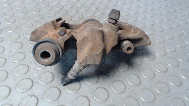 Foto: BREMSSATTEL HINTEN LINKS eines Mercedes-Benz Vito 112 CDI F Beauty