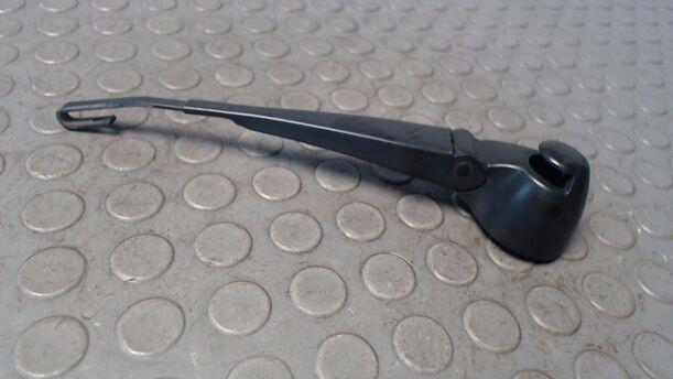 Foto: SCHEIBENWISCHERARM HINTEN eines VW Polo TS