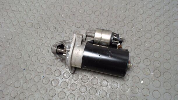 Foto: ANLASSER / STARTER BOSCH eines BMW 316ti compact TS