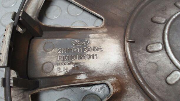 Foto: EINZELRADKAPPE / RADDECKEL eines Ford Fusion 1.4 TS