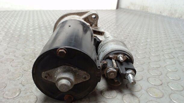 Foto: ANLASSER / STARTER  BOSCH eines BMW 318i touring TS