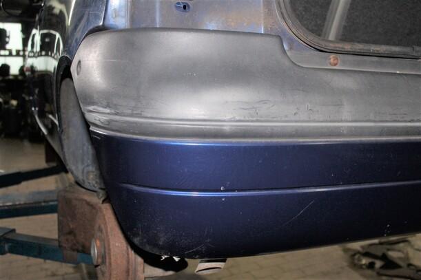 Foto: STOSSFÄNGER/ STOßSTANGE HINTEN eines Renault Twingo 1.2 TS