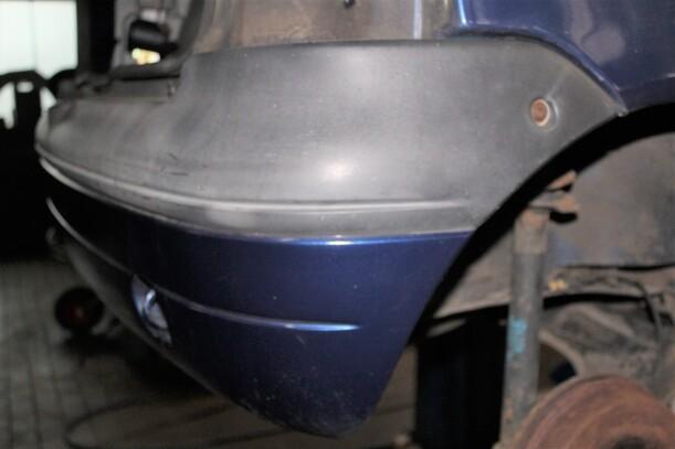 Foto: STOSSFÄNGER/ STOßSTANGE HINTEN eines Renault Twingo 1.2 TS
