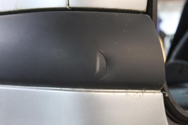 Foto: STOSSFÄNGER / STOßSTANGE HINTEN eines Renault Espace 2.2 dT TS