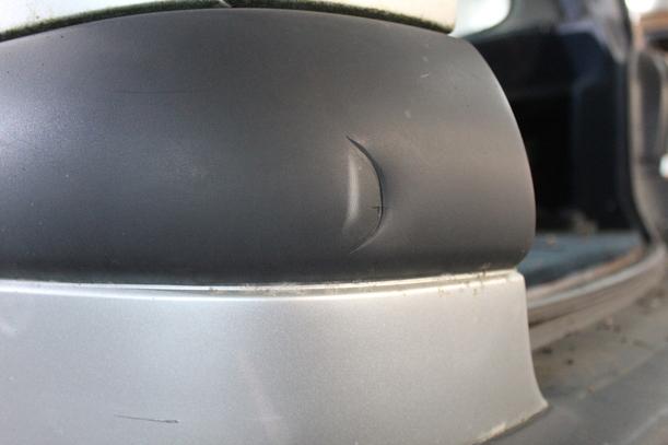 Foto: STOSSFÄNGER / STOßSTANGE HINTEN eines Renault Espace 2.2 dT TS